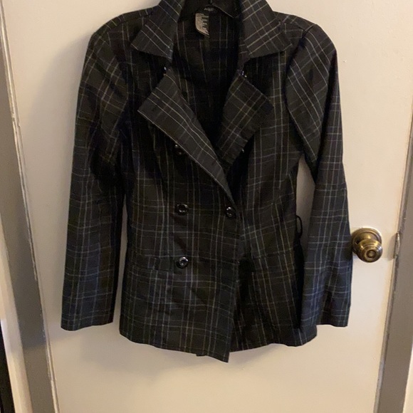 Women’s jacket - Picture 2 of 3